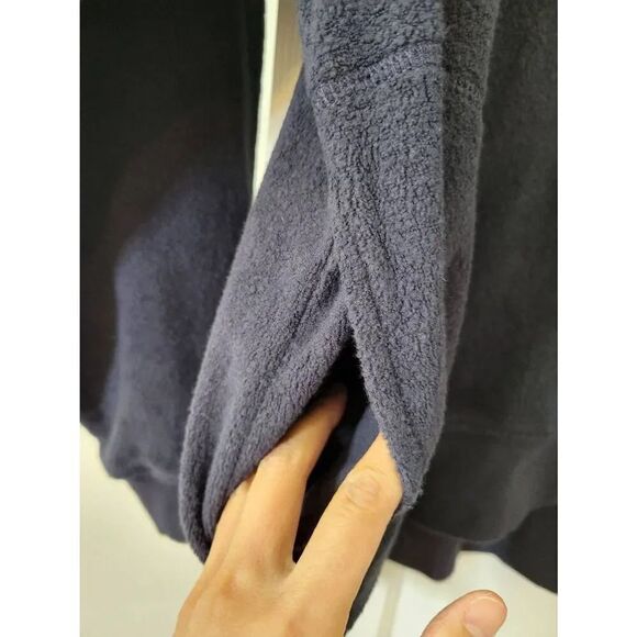 Aerie Hometown Holiday Quarter Zip Sweatshirt L NWT - Picture 3 of 9